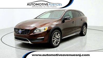 2018 Volvo V60 Cross Country