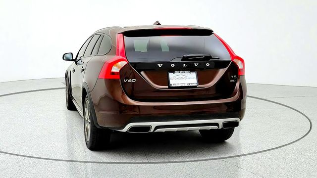 2018 Volvo V60 Cross Country T5 AWD w/ Convenience & BLIS Packages - 23099051 - 5