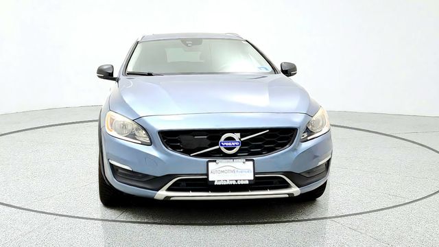 2018 Volvo V60 Cross Country T5 AWD w/ Convenience Pkg, BLIS Pkg, Heated Seats & Wheel - 23100319 - 1