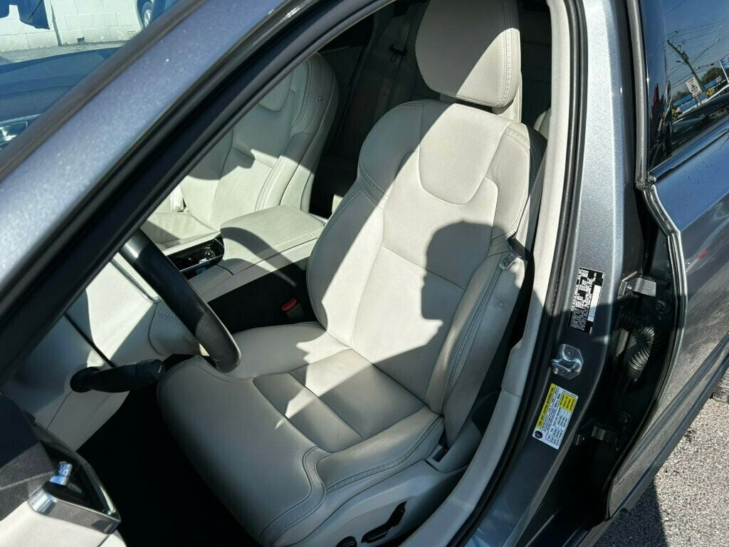 2018 Volvo V90 Cross Country LocalTrade/CrossCountry/AWD/T6/HeatedLeatherSeats/BackupCam - 22974463 - 9