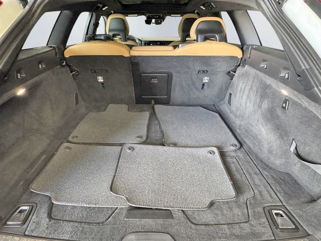 2018 Volvo V90 Cross Country T5 - 23019791 - 22