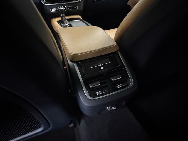 2018 Volvo V90 Cross Country T5 - 23019791 - 23