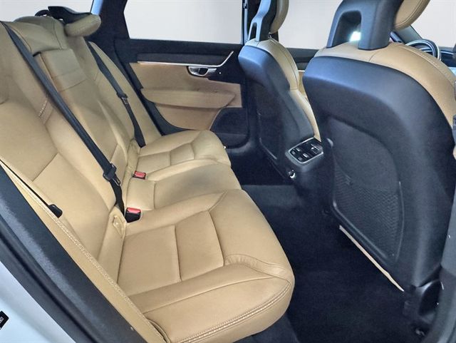 2018 Volvo V90 Cross Country T5 - 23019791 - 24