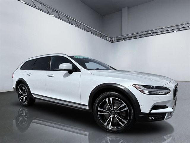 2018 Volvo V90 Cross Country T5 - 23019791 - 26