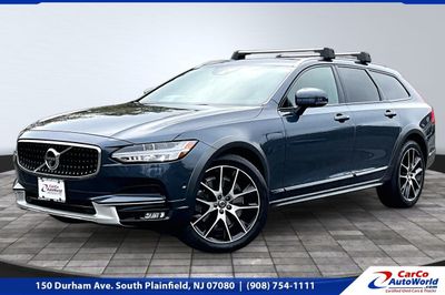 2018 Volvo V90 Cross Country