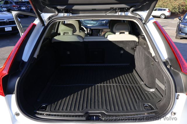 2018 Volvo V90 Cross Country T6 AWD - 23092030 - 18