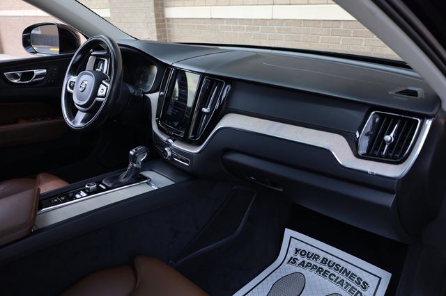 2018 Volvo XC60 T5 AWD Inscription - 22903033 - 29