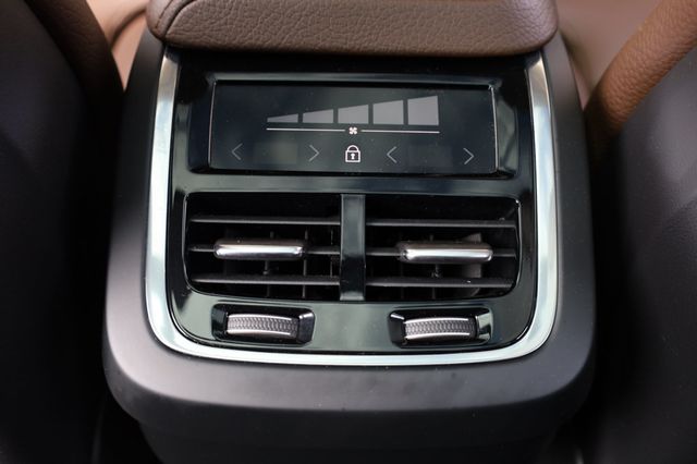 2018 Volvo XC60 T5 AWD Inscription - 22903033 - 36