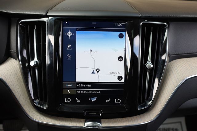 2018 Volvo XC60 T5 AWD Inscription - 22903033 - 39