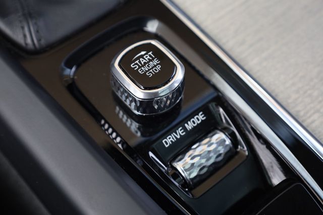 2018 Volvo XC60 T5 AWD Inscription - 22903033 - 42