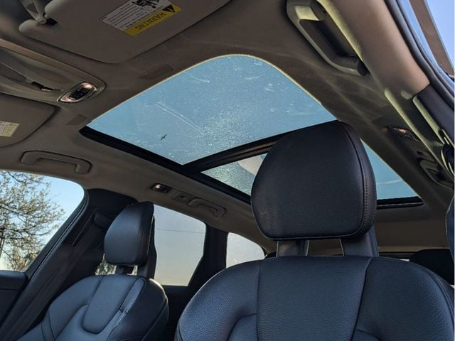 2018 Volvo XC60 T5 AWD Inscription - 23009005 - 15