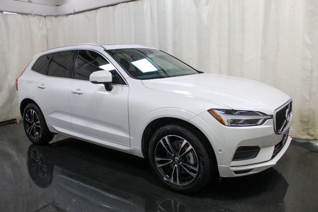 2018 Volvo XC60 T5 AWD Momentum - 22671509 - 4