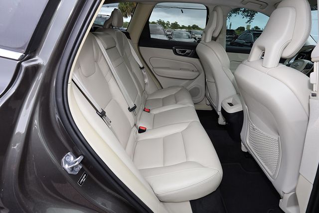 2018 VOLVO XC60 T5 AWD Momentum - 23074823 - 13