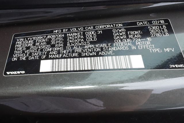 2018 VOLVO XC60 T5 AWD Momentum - 23074823 - 35