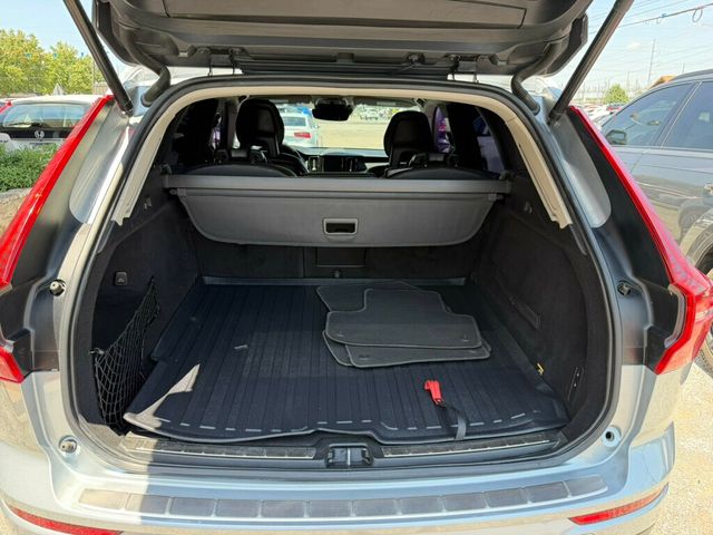 2018 Volvo XC60 T5 AWD Momentum - 23050567 - 15