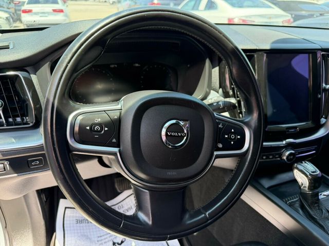 2018 Volvo XC60 T5 AWD Momentum - 23050567 - 21