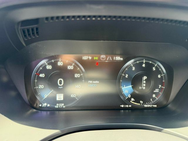 2018 Volvo XC60 T5 AWD Momentum - 23050567 - 23