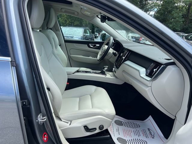 2018 Volvo XC60 T5 AWD Momentum - 23065048 - 20