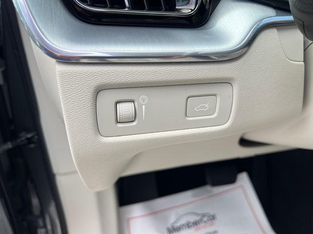 2018 Volvo XC60 T5 AWD Momentum - 23065048 - 22