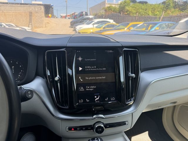 2018 Volvo XC60 T5 AWD Momentum - 23078778 - 9