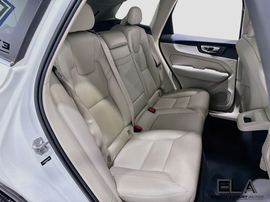 2018 Volvo XC60 T5 AWD Momentum - 23078778 - 27