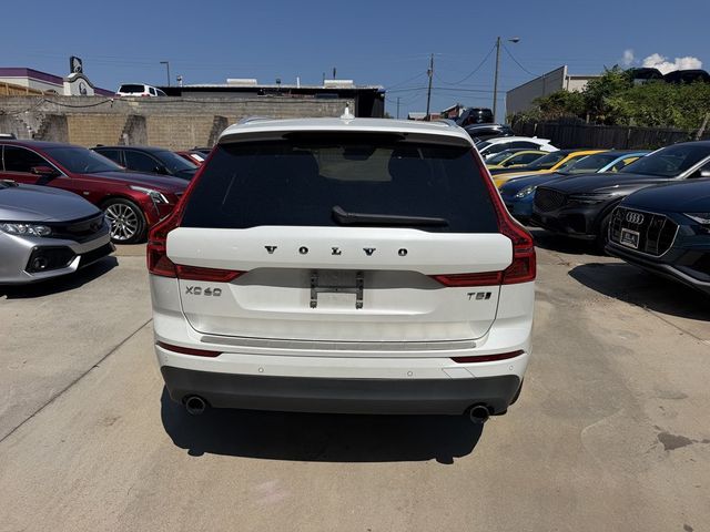 2018 Volvo XC60 T5 AWD Momentum - 23078778 - 4