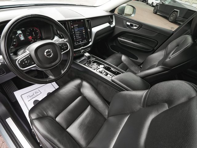 2018 Volvo XC60 T5 AWD Momentum - 23087625 - 16