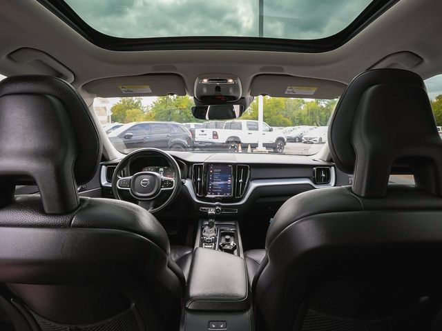 2018 Volvo XC60 T5 AWD Momentum - 23087625 - 33