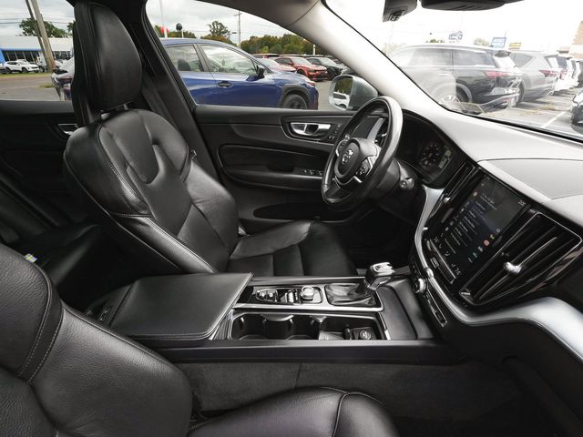 2018 Volvo XC60 T5 AWD Momentum - 23087625 - 37