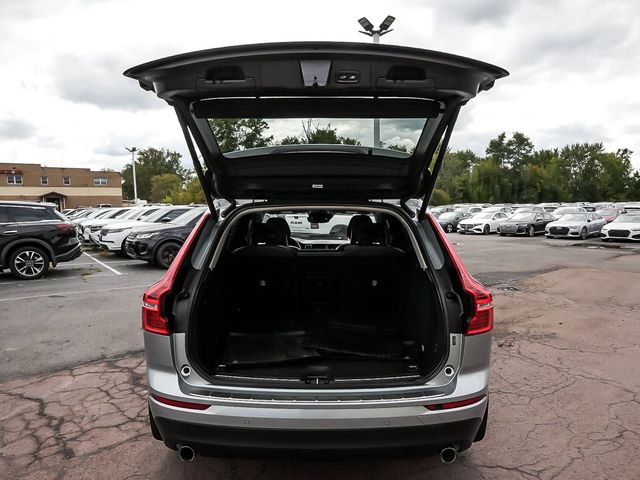 2018 Volvo XC60 T5 AWD Momentum - 23087625 - 43