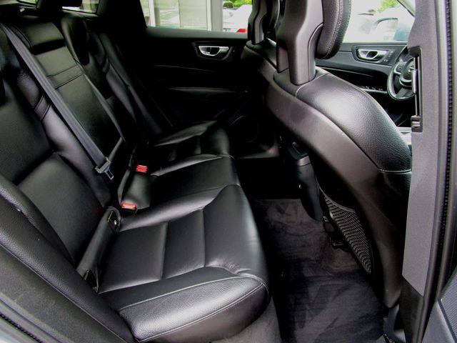 2018 Volvo XC60 T6 AWD Momentum - 23050994 - 15