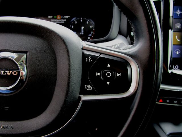 2018 Volvo XC60 T6 AWD Momentum - 23050994 - 19