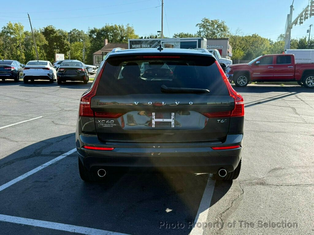 2018 Volvo XC60 T6 Momentum photo 10
