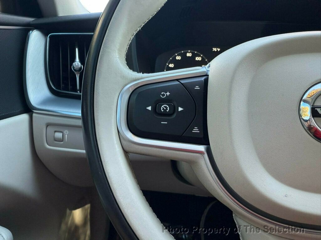 2018 Volvo XC60 T6 Momentum photo 19