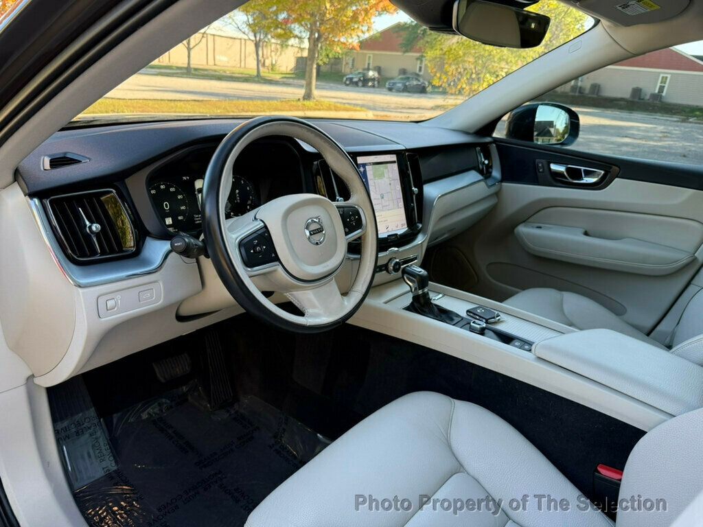 2018 Volvo XC60 T6 Momentum photo 31