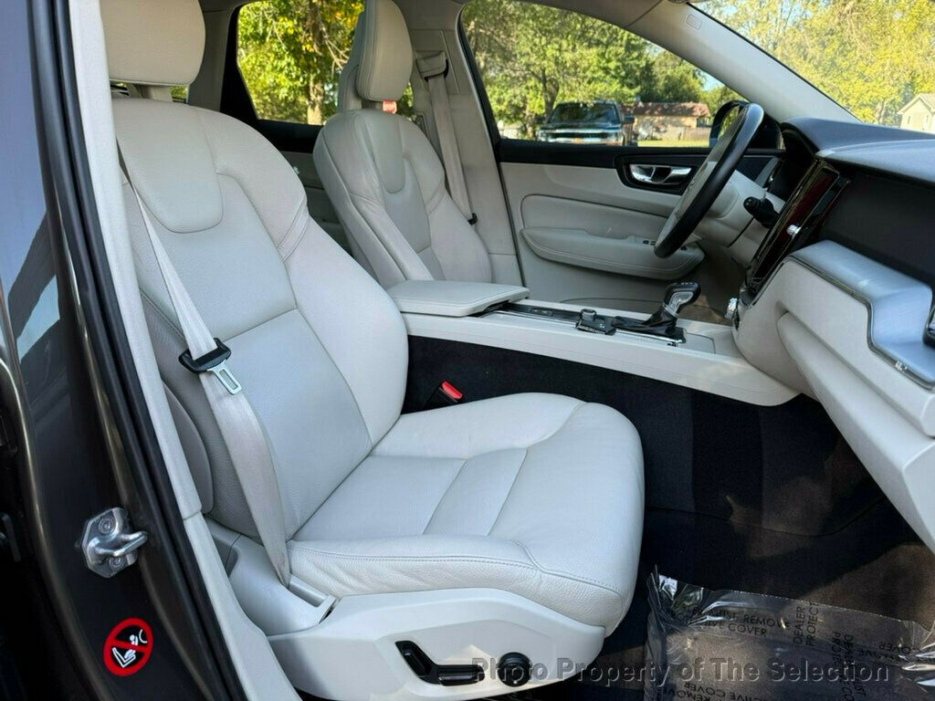 2018 Volvo XC60 T6 Momentum photo 36