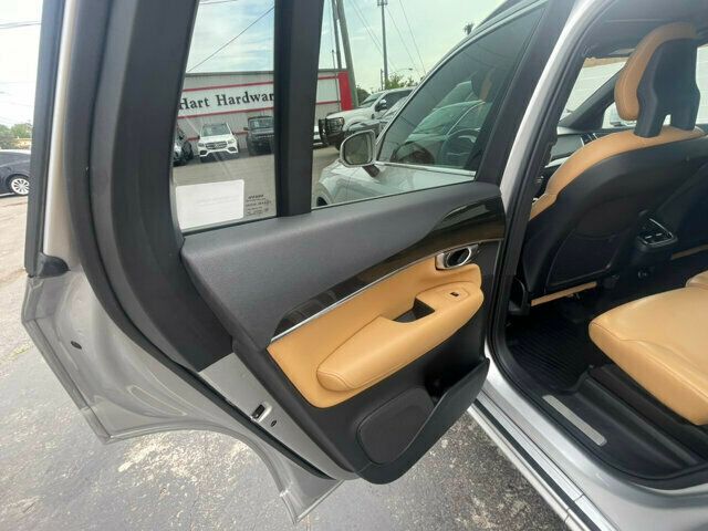 2018 Volvo XC90 Local/T6Momentum/AWD/3rdRowSeating/BlindSpot/PanoRoof/HtdLeather - 22520648 - 12