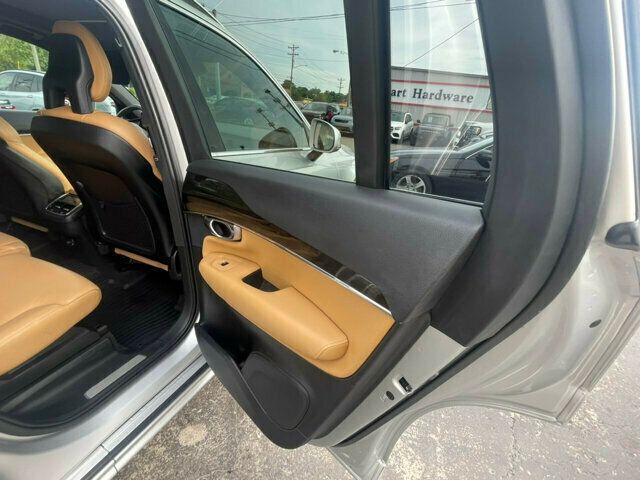 2018 Volvo XC90 Local/T6Momentum/AWD/3rdRowSeating/BlindSpot/PanoRoof/HtdLeather - 22520648 - 17