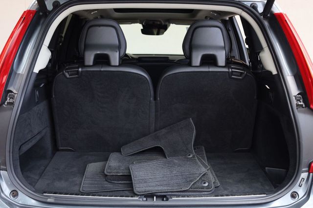 2018 Volvo XC90 Momentum - 23059169 - 9