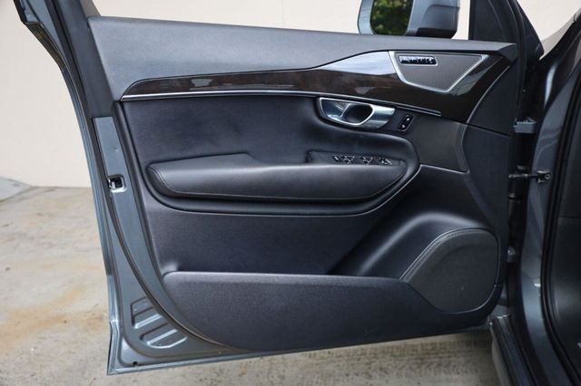 2018 Volvo XC90 Momentum - 23059169 - 11
