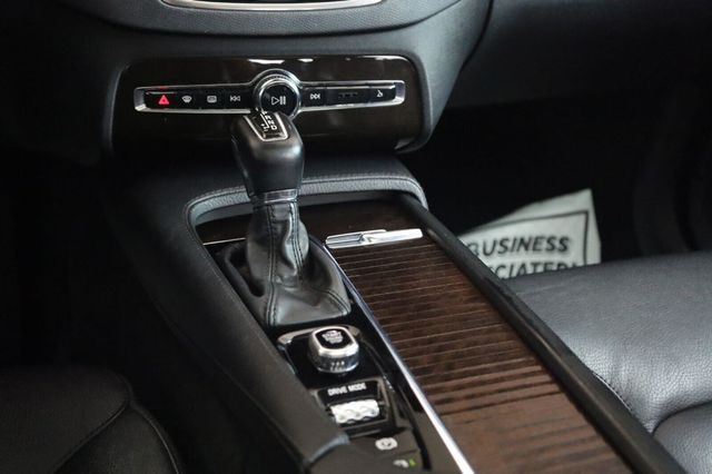 2018 Volvo XC90 Momentum - 23059169 - 43