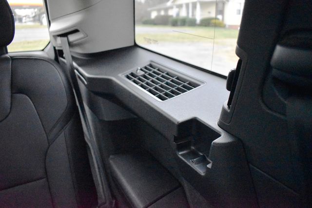 2018 Volvo XC90 T5 FWD 7-Passenger Momentum - 22988909 - 44