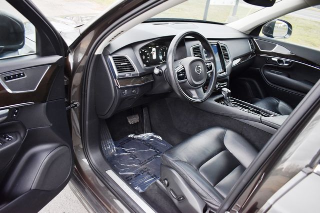 2018 Volvo XC90 T5 FWD 7-Passenger Momentum - 22988909 - 45