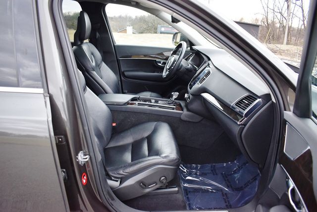 2018 Volvo XC90 T5 FWD 7-Passenger Momentum - 22988909 - 49