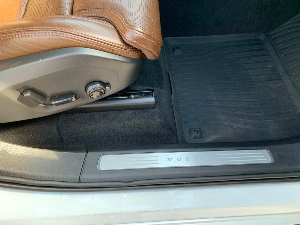 2018 Volvo XC90 T6 AWD 7-Passenger Inscription 1-Owner EXKEY - 22946030 - 32