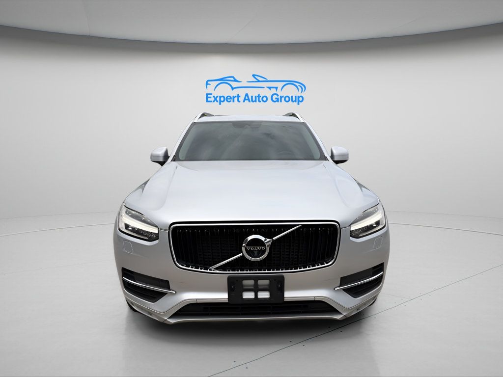 2018 Volvo XC90 T6 AWD Momentum photo 8