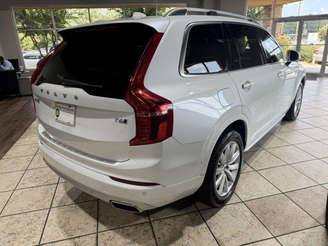 2018 Volvo XC90 T6 AWD Momentum photo 5