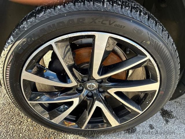 2018 Volvo XC90 T6 AWD 7-Passenger Momentum - 22969635 - 9