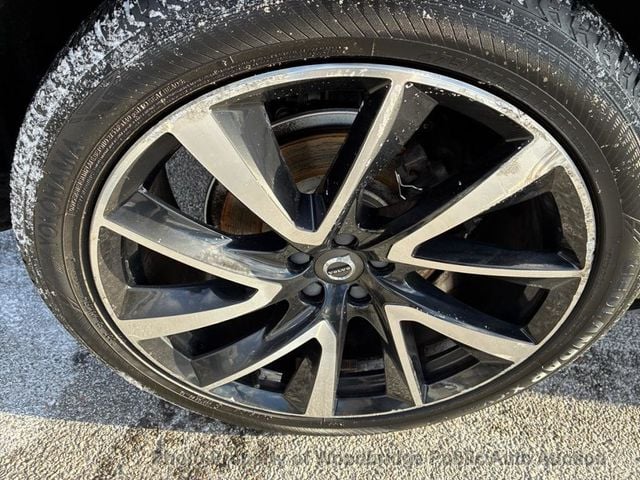 2018 Volvo XC90 T6 AWD 7-Passenger Momentum - 22969635 - 12