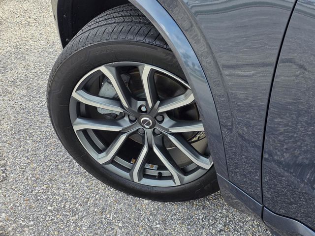2018 Volvo XC90 T6 AWD 7-Passenger Momentum - 23036767 - 40